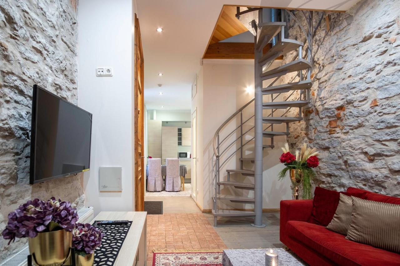 Rataskaevu Boutique - 7 Unique Apartments 탈린 외부 사진