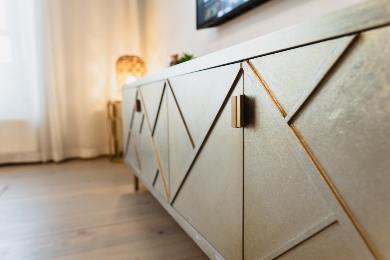 Rataskaevu Boutique - 7 Unique Apartments 탈린 외부 사진